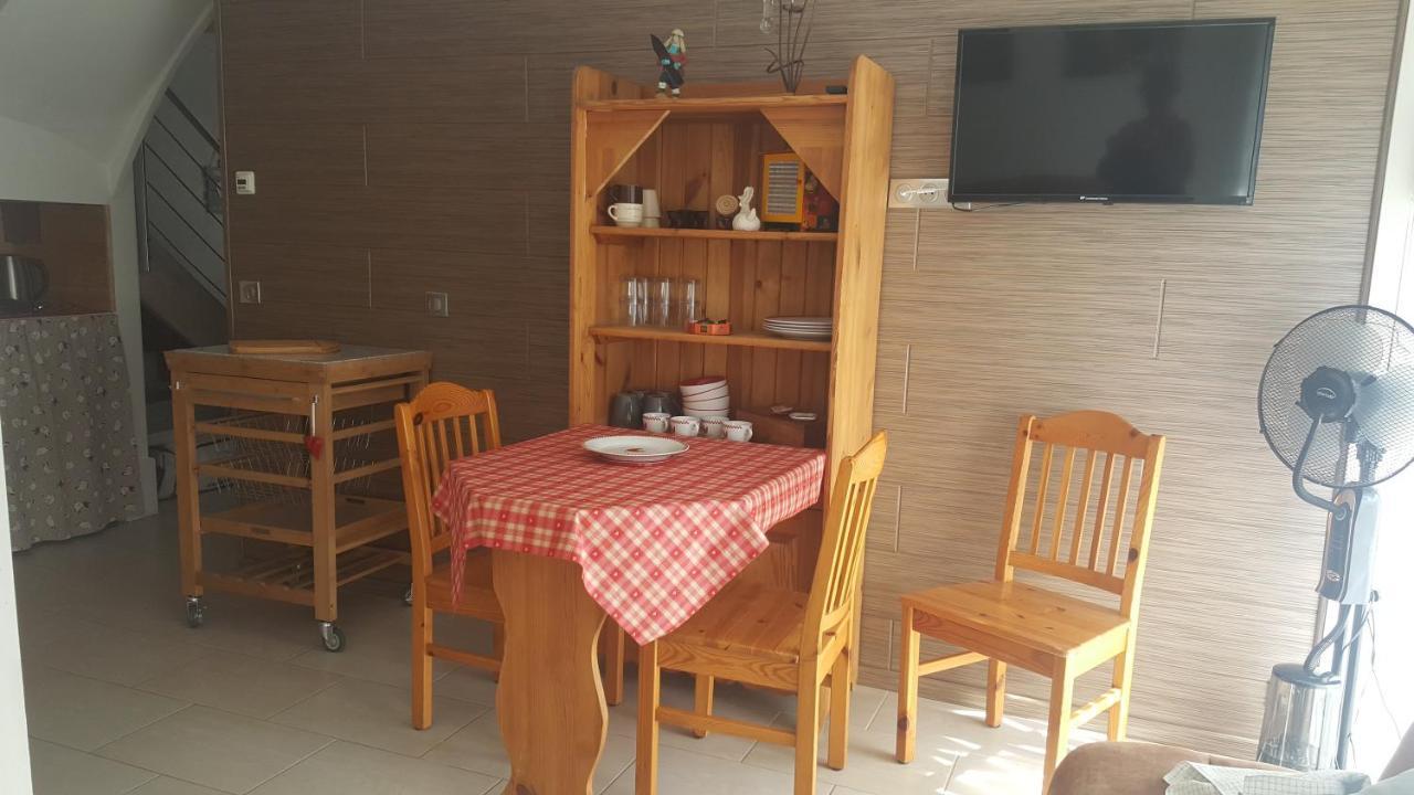 Appartement Au bout du lac d'Annecy à Doussard Extérieur photo